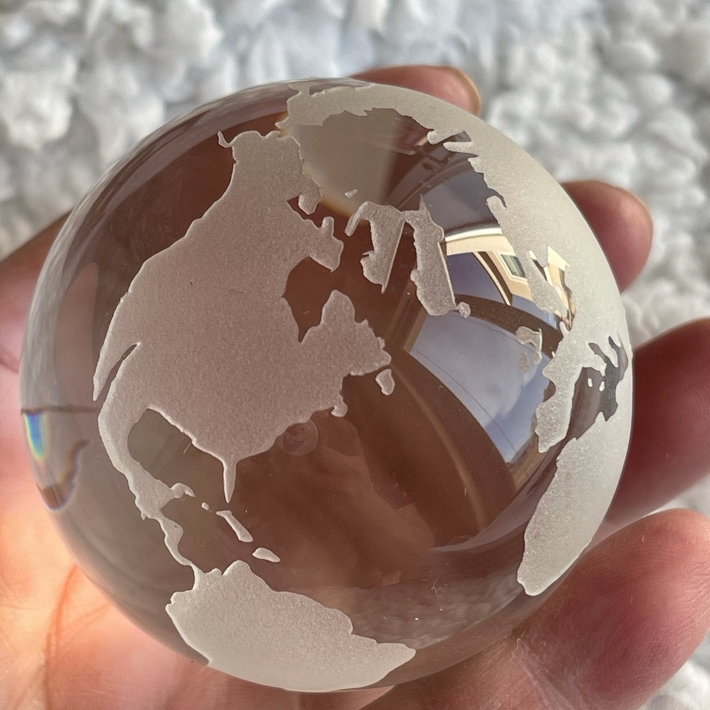 Navigare Necesse Est. w/Stand/Box Crystal Globe